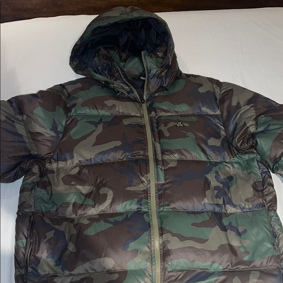 nike camo puffer